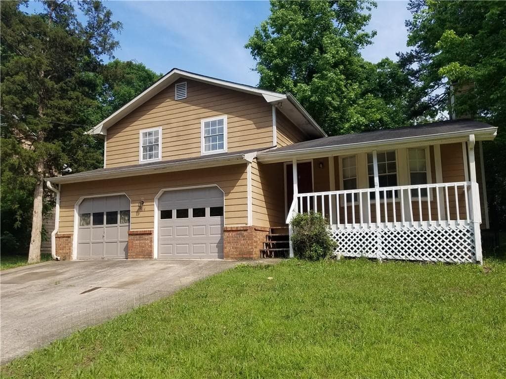 3 bedroom, 2 bathroom, 1,518 sq ft single family residence for rent at 524 Julius Drive, Stone Mountain, GA 30087 for $1,795 a month — photo 1 of 14