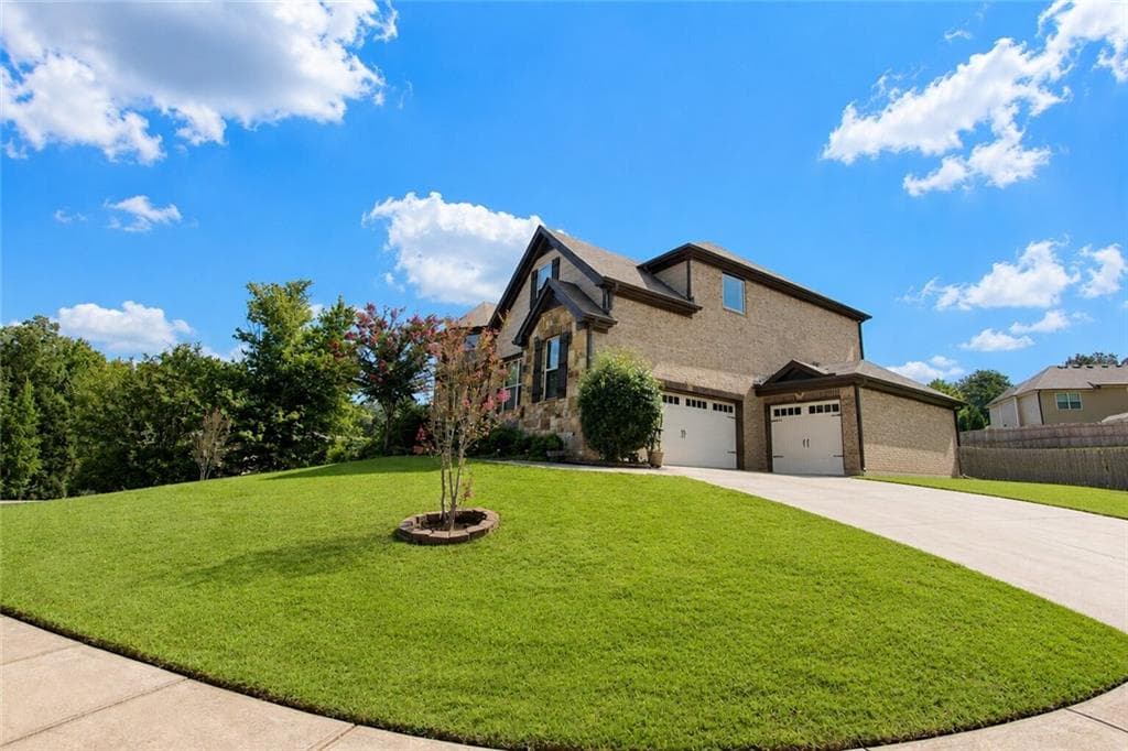 5 bedroom, 4 bathroom, 5,870 sq ft single family residence under contract at 1321 Azalea Brook Drive, Lawrenceville, GA 30043 — photo 4
