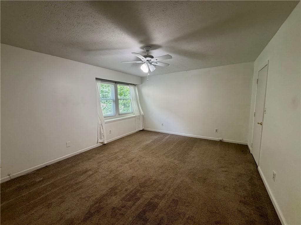 3 bedroom, 2 bathroom, 1,294 sq ft single family residence for rent at 4668 Emerald Willow Drive, Acworth, GA 30101 for $1,850 a month — photo 8