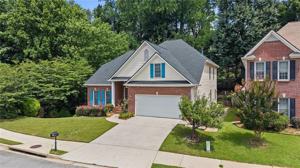 6 bedroom, 4 bathroom, 4,152 sq ft single family residence for sale at 2910 Arbor Creek Lane, Atlanta, GA 30340 — photo 10