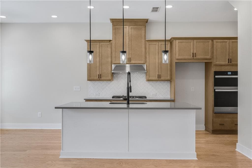 3 bedroom, 3 bathroom, 2,037 sq ft townhouse for sale at 3620 Moonbird Walk, Cumming, GA 30028 — photo 8