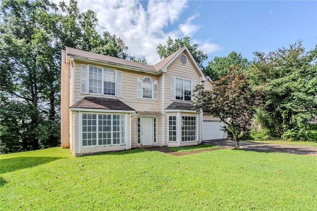 4 bedroom, 3 bathroom, 2,236 sq ft single family residence for sale at 3604 Cameron Hills Place, Ellenwood, GA 30294 — photo 3