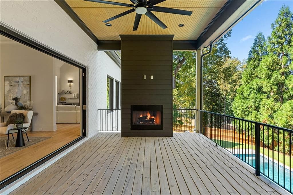 6 bedroom, 7 bathroom, 8,000 sq ft single family residence under contract at 340 Mirador Court, Marietta, GA 30068 — photo 8