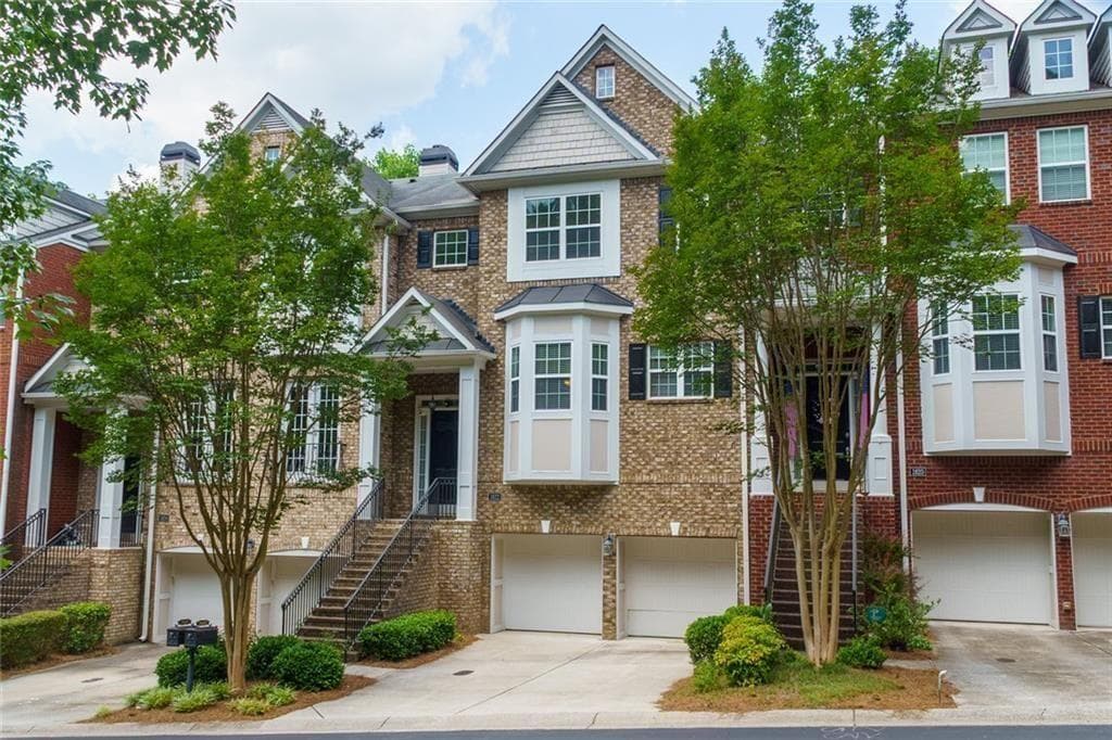 5 bedroom, 5 bathroom, 4,164 sq ft townhouse for sale at 1622 Rivergreen Bend 26, Atlanta, GA 30339 — photo 2