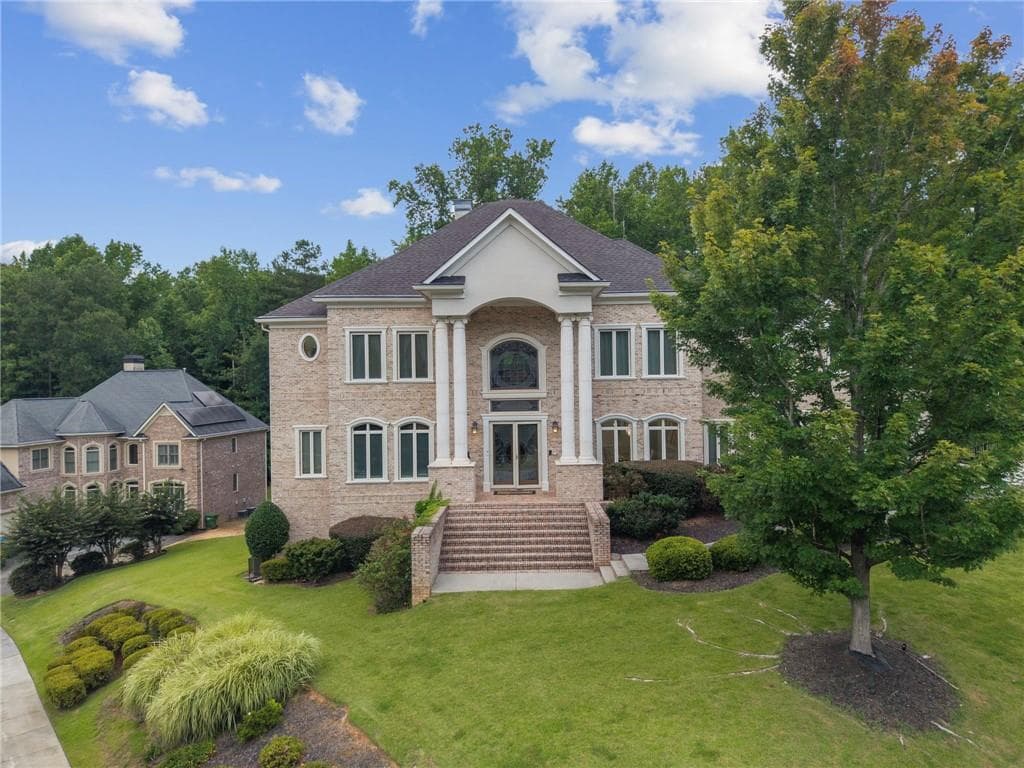 7 bedroom, 9 bathroom, 6,078 sq ft single family residence for sale at 2701 Peyton Spring Circle, Atlanta, GA 30311 — photo 2
