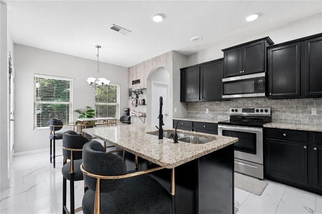 4 bedroom, 3 bathroom, 4,361 sq ft single family residence for sale at 1410 Miller Cove Lane, Bethlehem, GA 30620 — photo 3