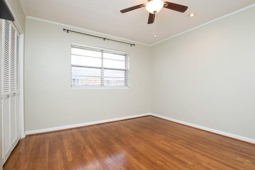 2 bedroom, 2 bathroom, 1,200 sq ft condominium for sale at 3660 Peachtree Road E4, Atlanta, GA 30319 — photo 9