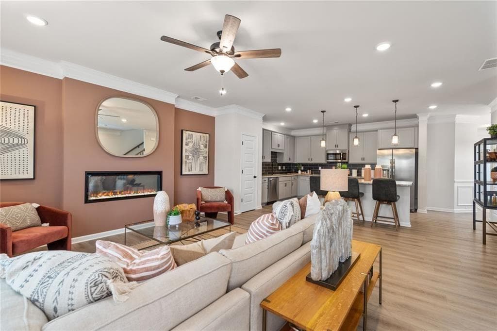 3 bedroom, 3 bathroom, 1,912 sq ft townhouse under contract at 312 Rainer Lane 50, Auburn, GA 30011 — photo 7