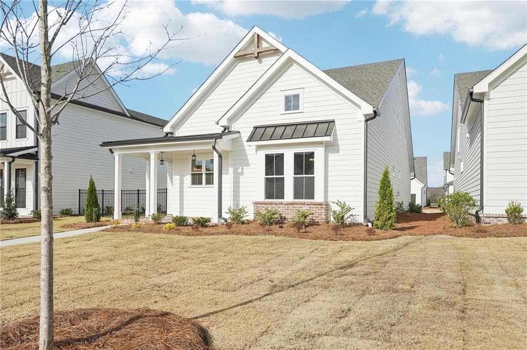 3 bedroom, 4 bathroom, 2,629 sq ft single family residence under contract at 527 Godfrey Drive, Cumming, GA 30040 — photo 3