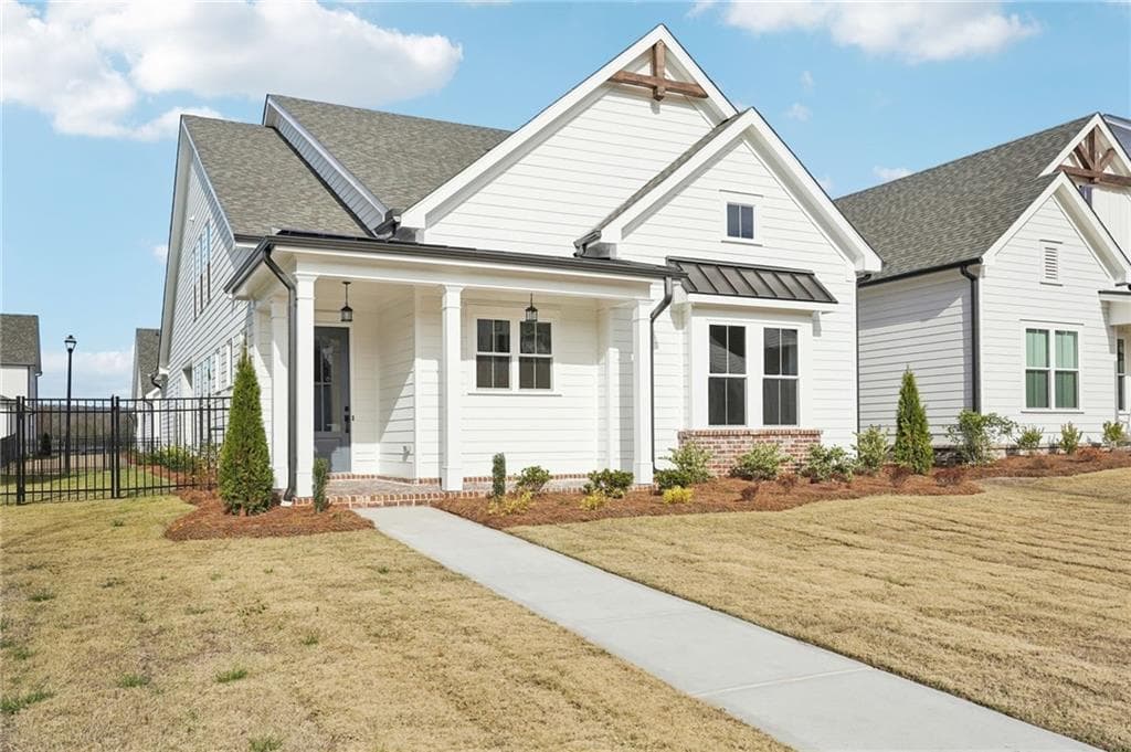 3 bedroom, 4 bathroom, 2,629 sq ft single family residence under contract at 527 Godfrey Drive, Cumming, GA 30040 — photo 4