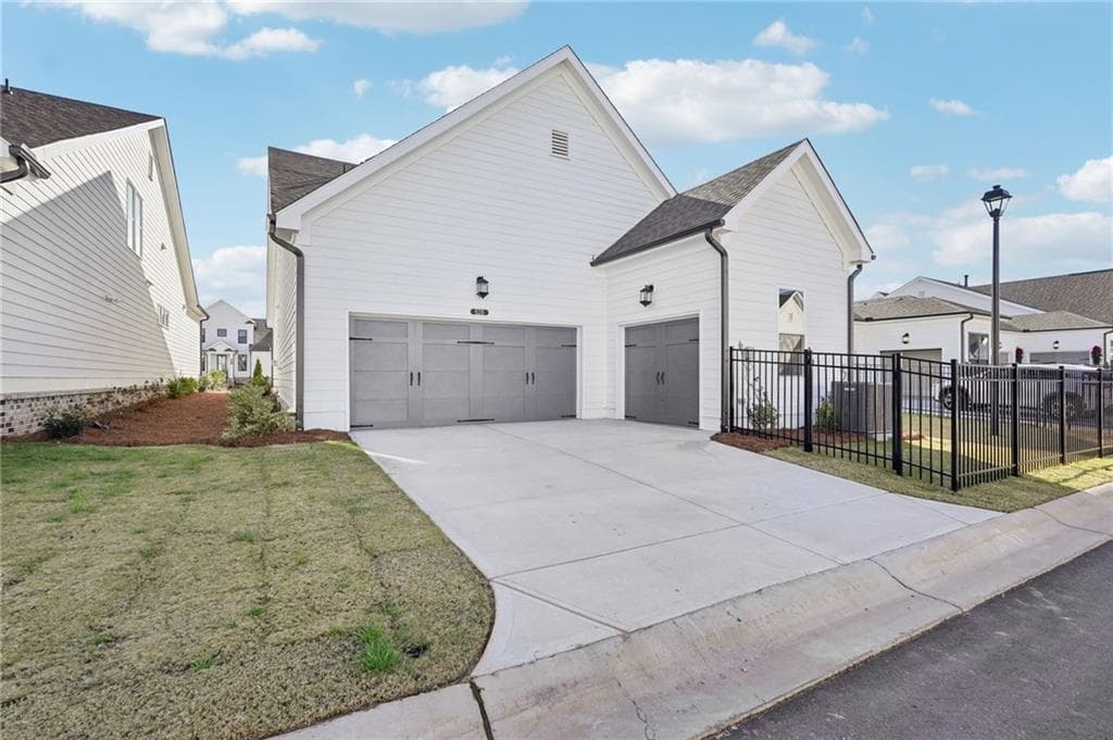 3 bedroom, 4 bathroom, 2,629 sq ft single family residence under contract at 527 Godfrey Drive, Cumming, GA 30040 — photo 5