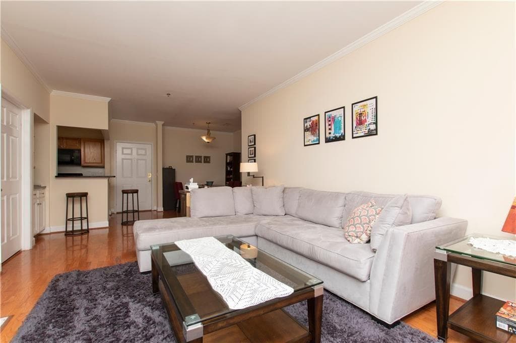 2 bedroom, 2 bathroom condominium for rent at 2921 Lenox Road 309, Atlanta, GA 30324 for $1,950 a month — photo 10