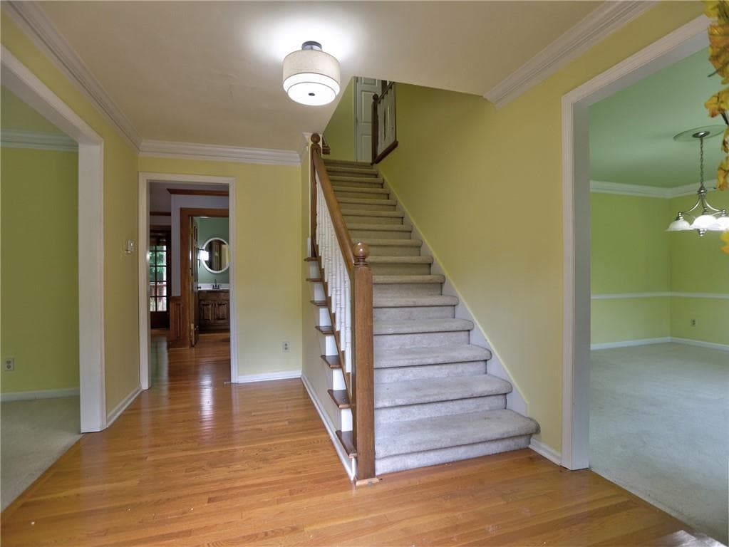 4 bedroom, 3 bathroom, 2,890 sq ft single family residence for rent at 2101 Mark Hall Court, Marietta, GA 30062 for $2,900 a month — photo 6