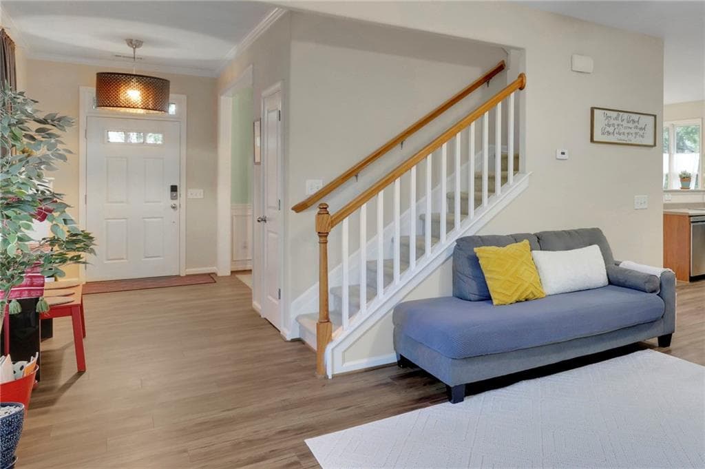 4 bedroom, 4 bathroom, 2,574 sq ft single family residence under contract at 3870 Baxley Pine Trail, Suwanee, GA 30024 — photo 10