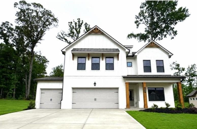 5 bedroom, 4 bathroom, 2,952 sq ft single family residence for sale at 102 Rose Lake Court, Hoschton, GA 30548