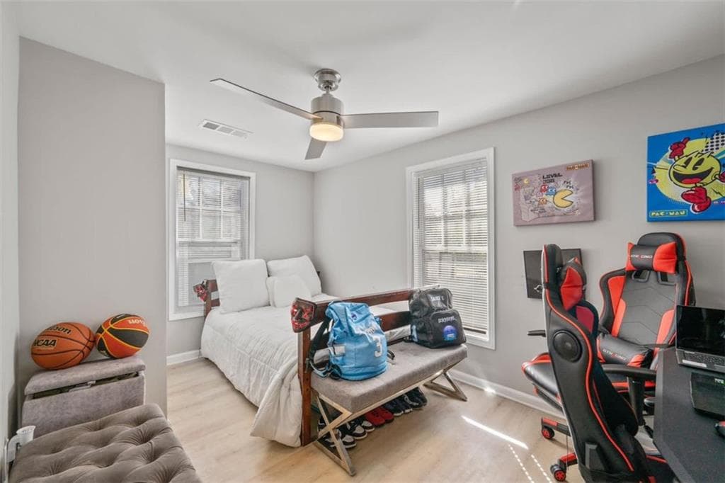 3 bedroom, 2 bathroom, 1,099 sq ft single family residence for sale at 889 Smith Street, Atlanta, GA 30310 — photo 6