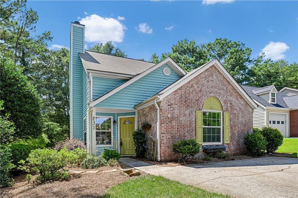 2 bedroom, 2 bathroom, 1,562 sq ft single family residence for sale at 237 Dennis Drive, Alpharetta, GA 30009 — photo 5