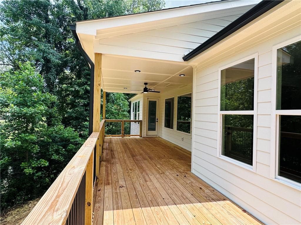 3 bedroom, 4 bathroom, 2,551 sq ft single family residence for rent at 6312 Woodstock Rd, Acworth, GA 30102 for $3,000 a month — photo 2
