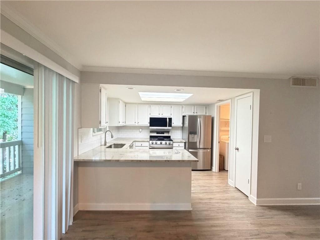 2 bedroom, 2 bathroom, 1,282 sq ft condominium for rent at 34 Arbor, Smyrna, GA 30080 for $1,900 a month — photo 2