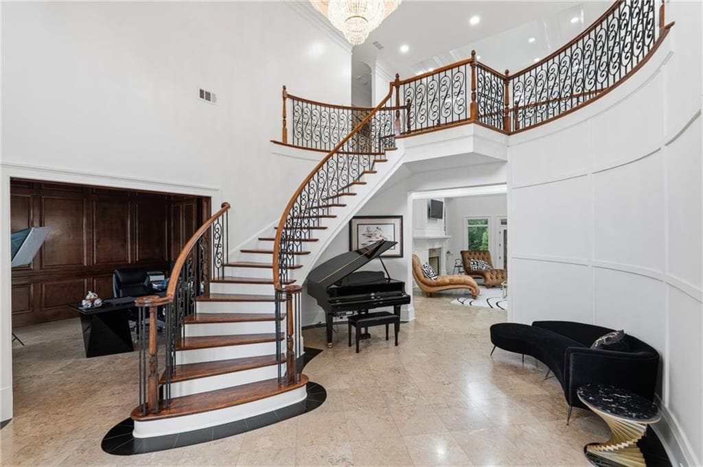 7 bedroom, 9 bathroom, 6,078 sq ft single family residence for sale at 2701 Peyton Spring Circle, Atlanta, GA 30311 — photo 3