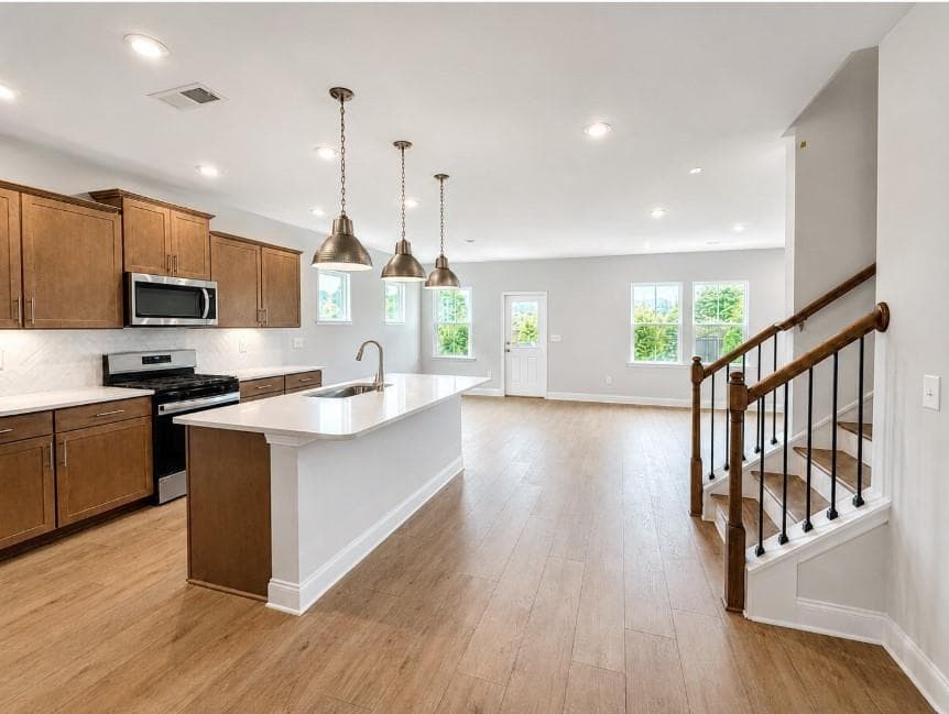 5 bedroom, 3 bathroom, 2,649 sq ft single family residence under contract at 1648 Tide Mill Rd- Lot 154, Cumming, GA 30040 — photo 6