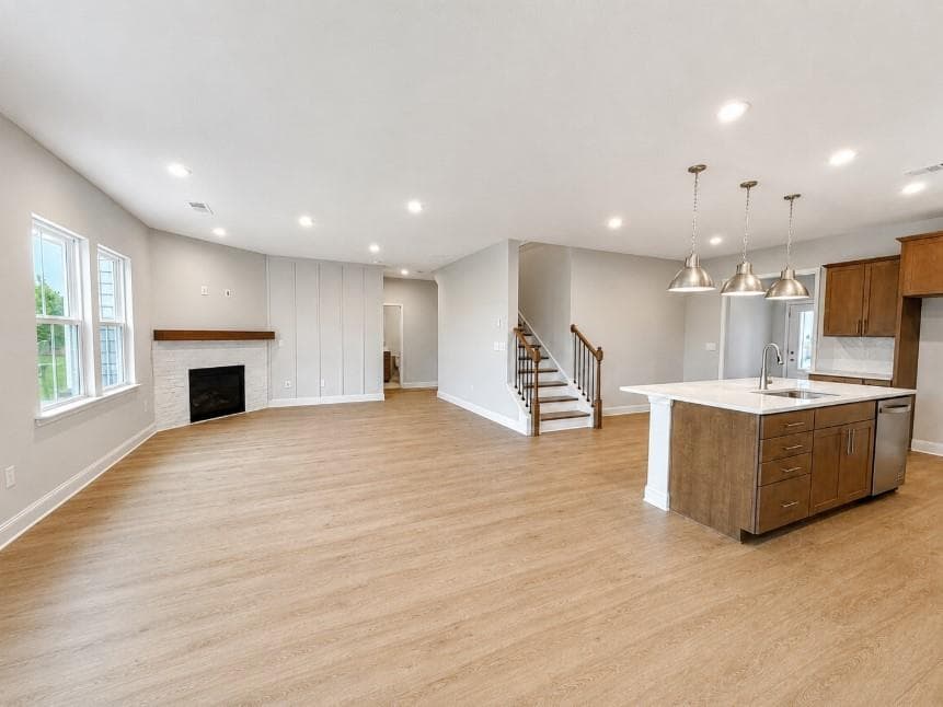 5 bedroom, 3 bathroom, 2,649 sq ft single family residence under contract at 1648 Tide Mill Rd- Lot 154, Cumming, GA 30040 — photo 7
