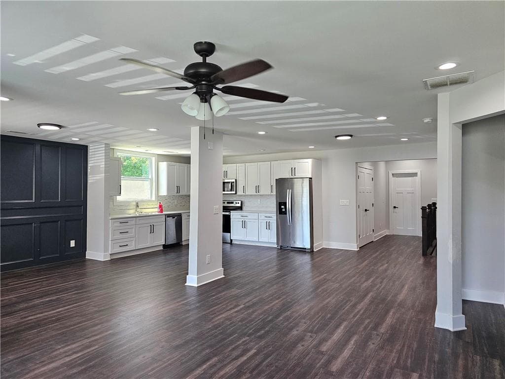 3 bedroom, 2 bathroom, 1,178 sq ft single family residence for sale at 430 Chappell Road, Atlanta, GA 30318 — photo 10