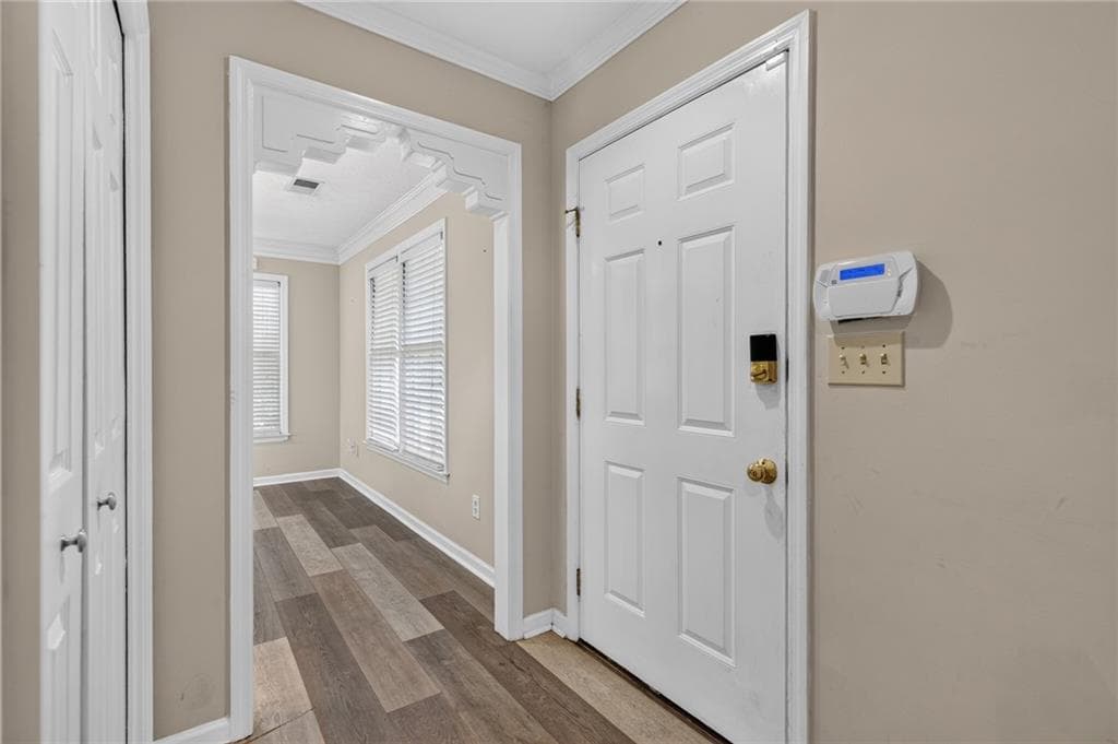 3 bedroom, 2 bathroom, 1,437 sq ft townhouse for rent at 4053 Cooper Ridge Court, Smyrna, GA 30080 for $2,440 a month — photo 2