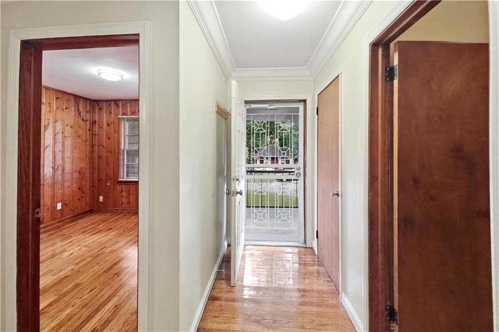 3 bedroom, 2 bathroom, 1,186 sq ft single family residence for rent at 2798 Dearwood Drive, Atlanta, GA 30315 for $1,350 a month — photo 2
