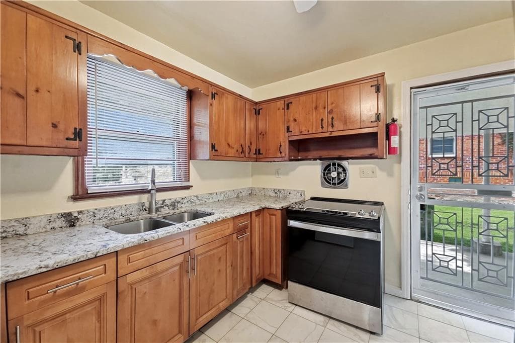 3 bedroom, 2 bathroom, 1,186 sq ft single family residence for rent at 2798 Dearwood Drive, Atlanta, GA 30315 for $1,350 a month — photo 7
