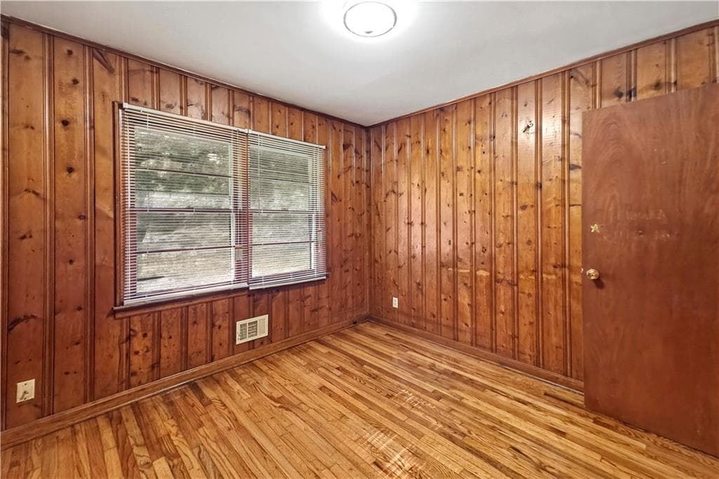 3 bedroom, 2 bathroom, 1,186 sq ft single family residence for rent at 2798 Dearwood Drive, Atlanta, GA 30315 for $1,350 a month — photo 8