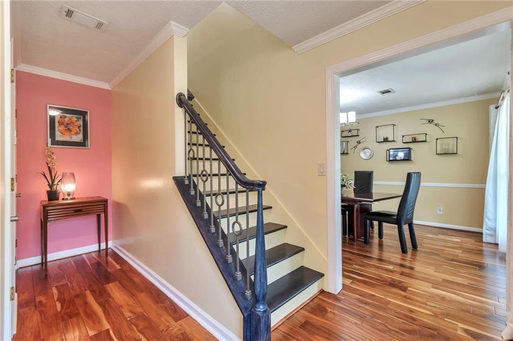 4 bedroom, 3 bathroom, 1,984 sq ft single family residence for sale at 6697 Gunstock Lane, Tucker, GA 30084 — photo 4