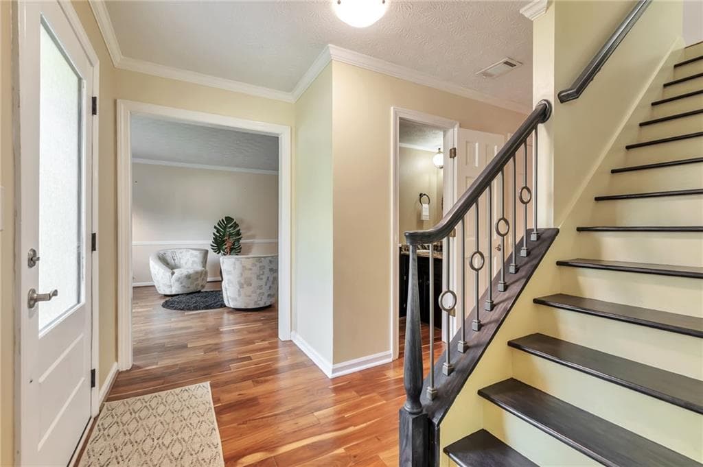 4 bedroom, 3 bathroom, 1,984 sq ft single family residence for sale at 6697 Gunstock Lane, Tucker, GA 30084 — photo 5