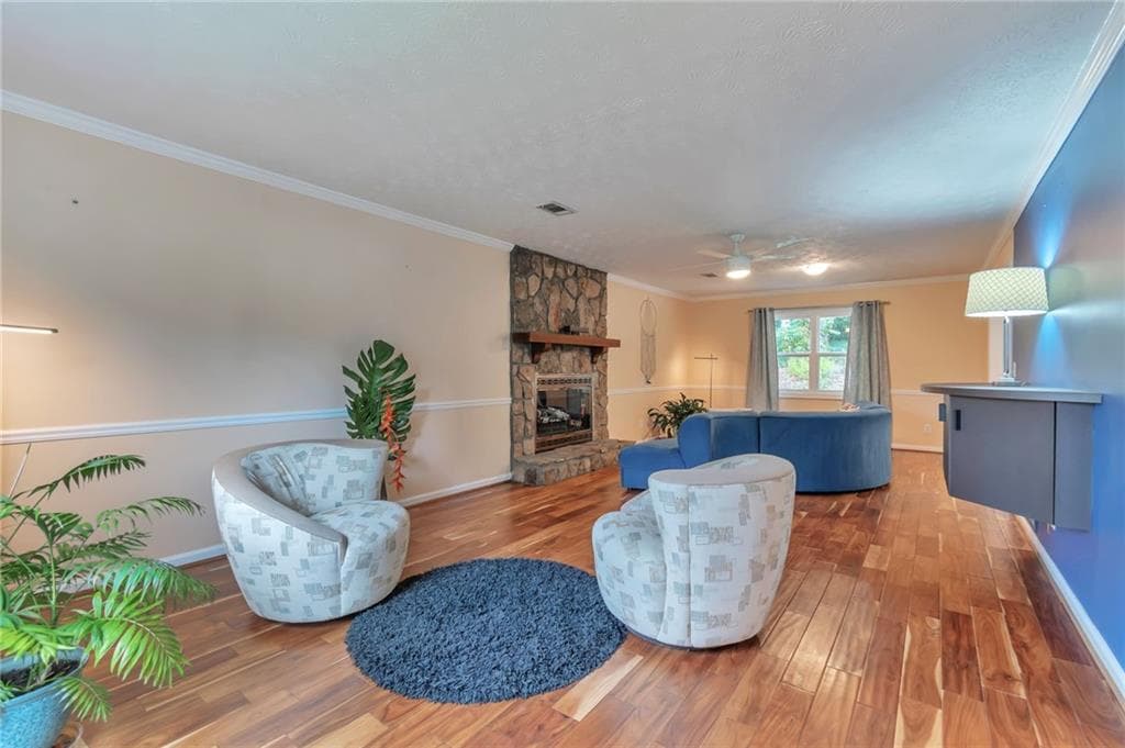 4 bedroom, 3 bathroom, 1,984 sq ft single family residence for sale at 6697 Gunstock Lane, Tucker, GA 30084 — photo 8