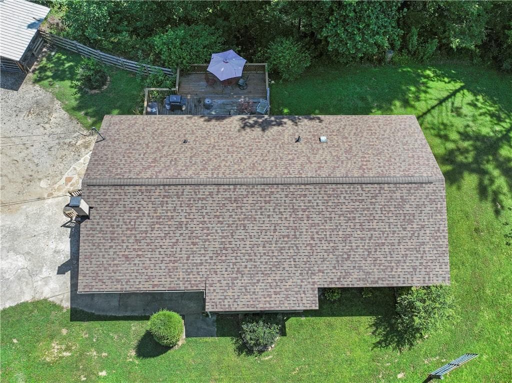 3 bedroom, 2 bathroom, 1,568 sq ft single family residence for sale at 5082 Highway 197, Clarkesville, GA 30523 — photo 7