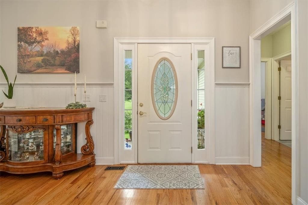 3 bedroom, 3 bathroom, 2,110 sq ft single family residence under contract at 437 Lumber Company Road, Talking Rock, GA 30175 — photo 5