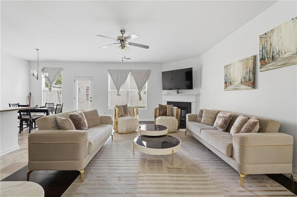 3 bedroom, 3 bathroom, 1,970 sq ft single family residence for rent at 565 Dasheill Lane, Atlanta, GA 30349 for $2,700 a month — photo 5
