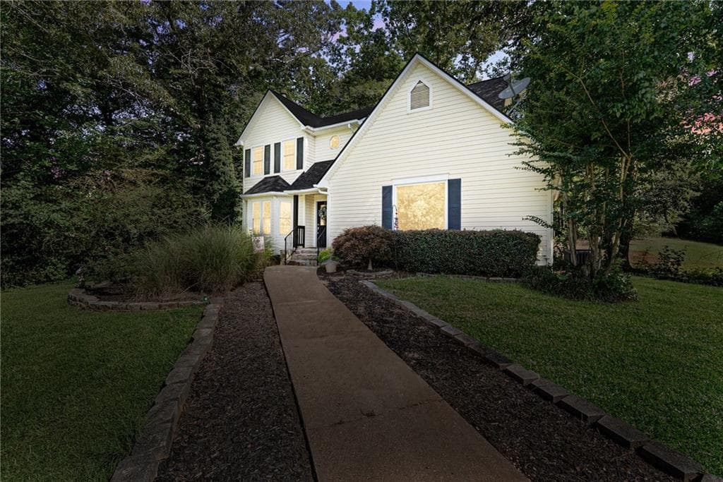 3 bedroom, 3 bathroom, 1,427 sq ft single family residence for sale at 9724 Elliott Family Parkway, Dawsonville, GA 30534 — photo 8