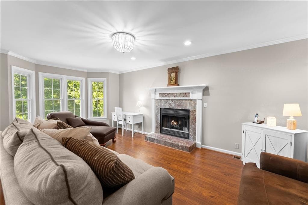 3 bedroom, 3 bathroom, 1,427 sq ft single family residence for sale at 9724 Elliott Family Parkway, Dawsonville, GA 30534 — photo 5