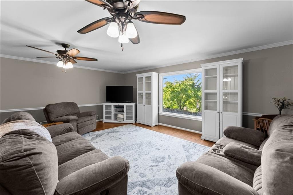 3 bedroom, 3 bathroom, 1,427 sq ft single family residence for sale at 9724 Elliott Family Parkway, Dawsonville, GA 30534 — photo 6
