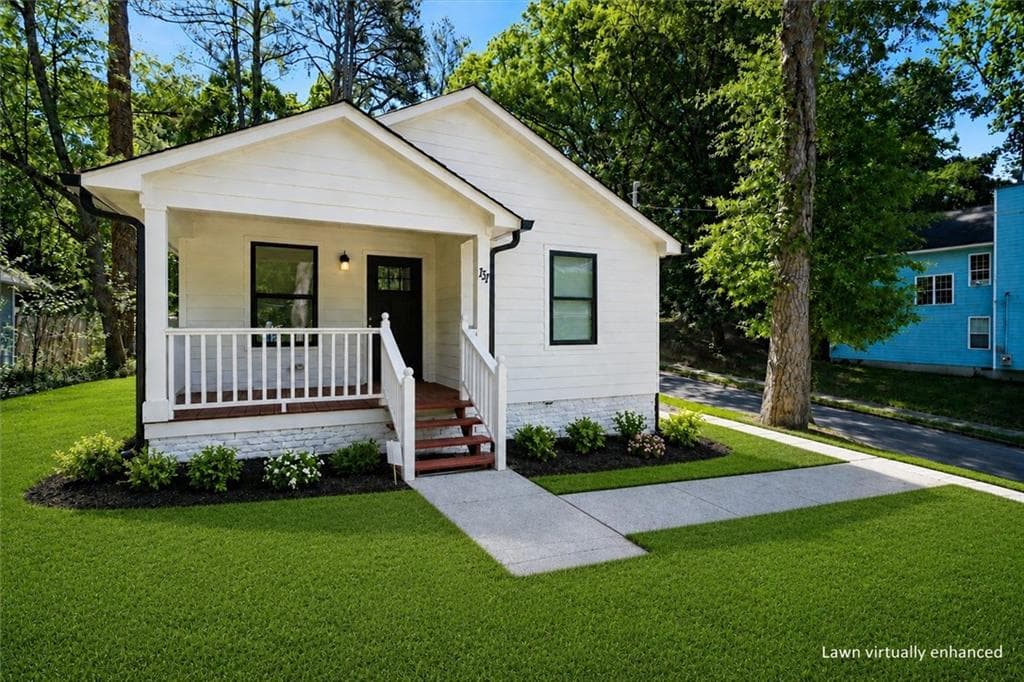 3 bedroom, 4 bathroom, 1,800 sq ft single family residence for sale at 131 Holly Road, Atlanta, GA 30314