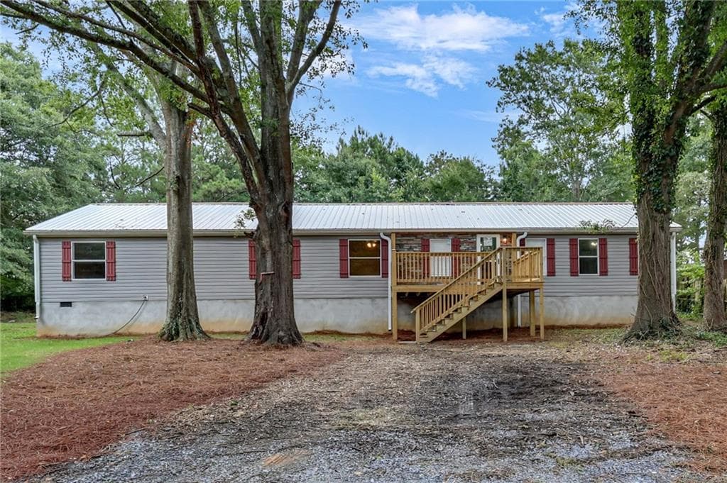 4 bedroom, 2 bathroom, 2,560 sq ft home for sale at 46 Honeysuckle Drive, Cartersville, GA