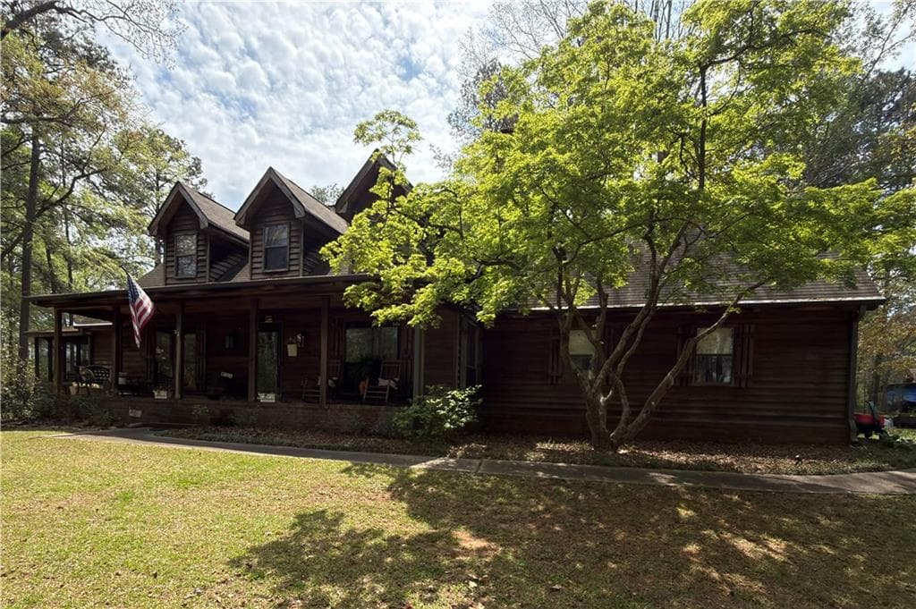 5 bedroom, 3 bathroom, 3,124 sq ft single family residence under contract at 3500 Daniel Bridge Road, Conyers, GA 30094