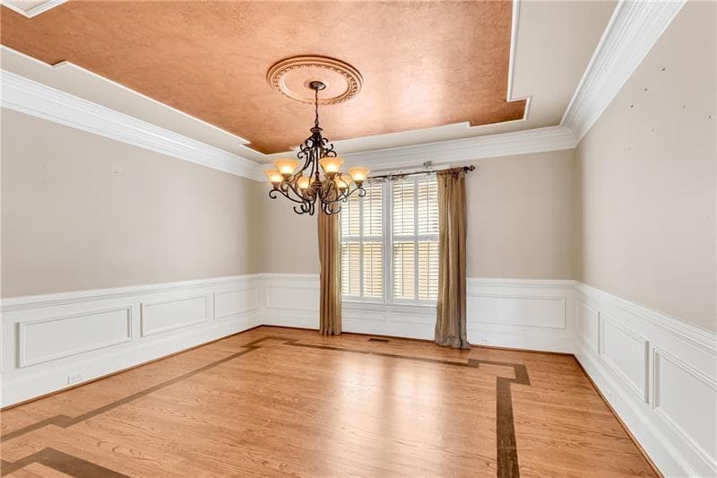 7 bedroom, 5 bathroom, 6,095 sq ft single family residence for sale at 1006 Quaker Ridge Way, Johns Creek, GA 30097 — photo 10