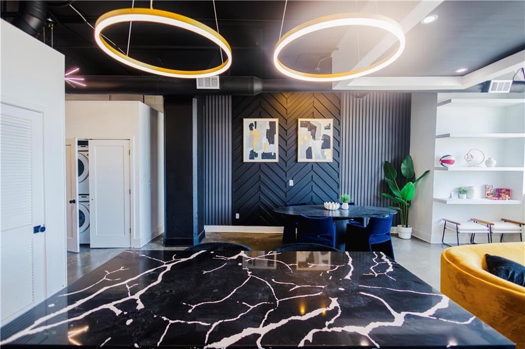 2 bedroom, 1 bathroom, 1,346 sq ft condominium for sale at 505 Whitehall Street 201, Atlanta, GA 30303 — photo 4