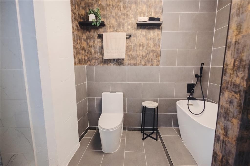 2 bedroom, 1 bathroom, 1,346 sq ft condominium for sale at 505 Whitehall Street 201, Atlanta, GA 30303 — photo 7