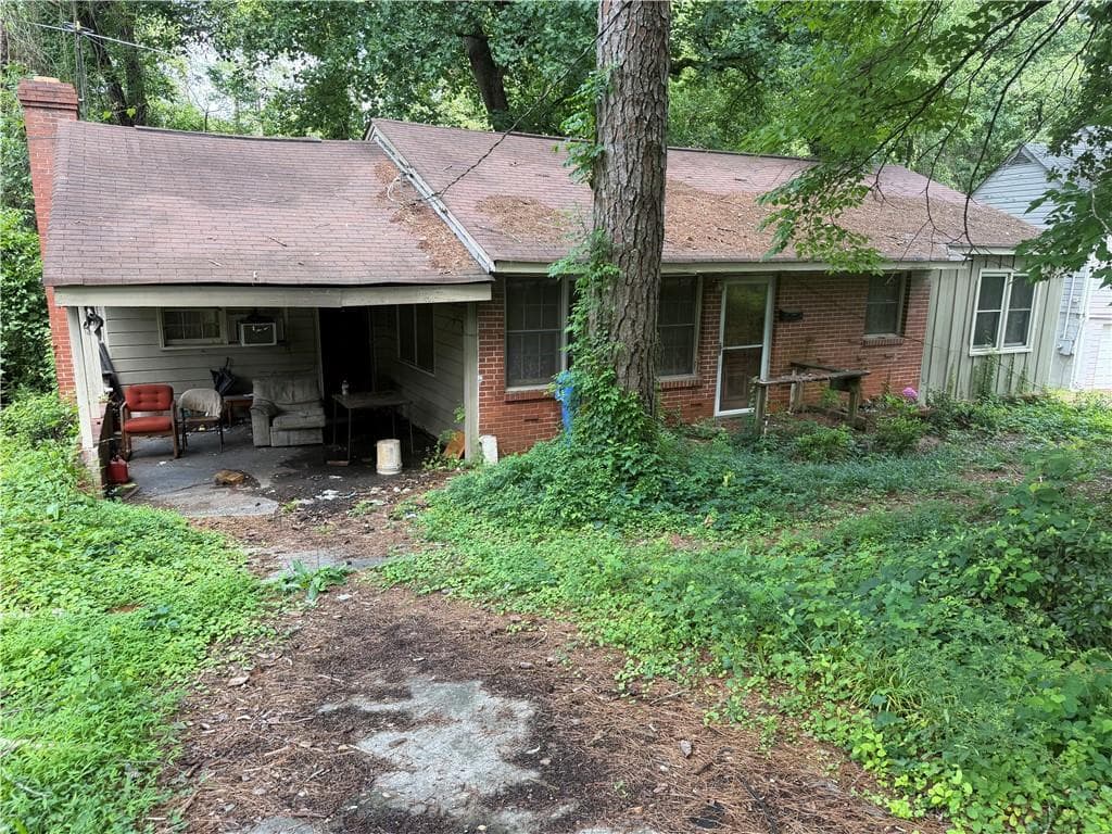 2 bedroom, 1 bathroom, 1,144 sq ft single family residence under contract at 1978 Dodson Drive, Atlanta, GA 30311