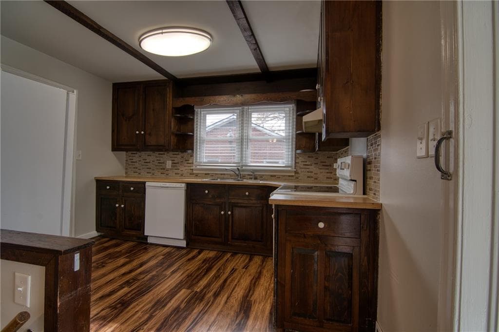 3 bedroom, 1 bathroom, 1,125 sq ft single family residence for rent at 2232 Old Spring Road, Smyrna, GA 30080 for $1,800 a month — photo 4