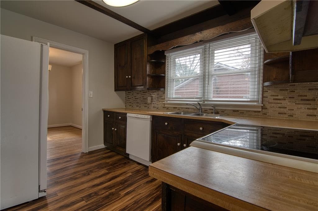 3 bedroom, 1 bathroom, 1,125 sq ft single family residence for rent at 2232 Old Spring Road, Smyrna, GA 30080 for $1,800 a month — photo 5