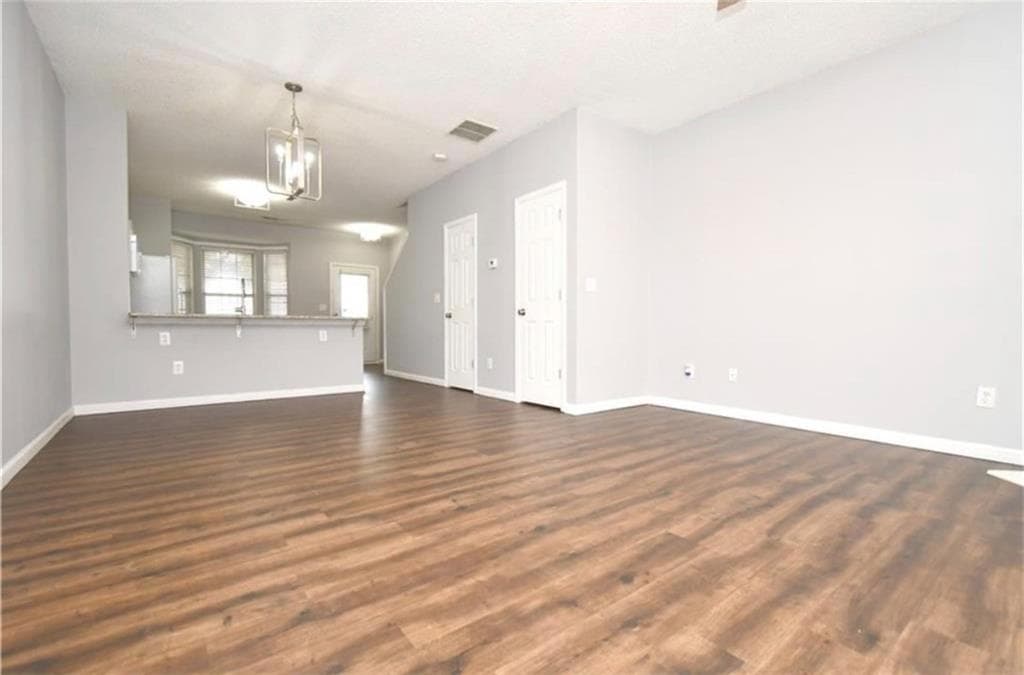 2 bedroom, 3 bathroom, 1,200 sq ft townhouse for rent at 233 Buckland, Alpharetta, GA 30022 for $2,000 a month — photo 4
